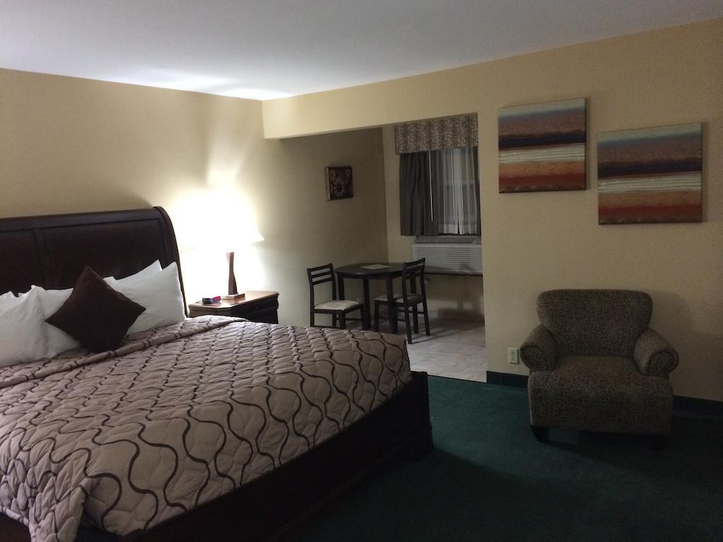 Pacer Inn & Suites Motel Delaware Habitación foto