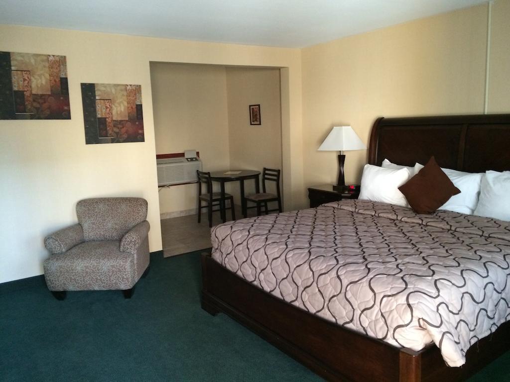 Pacer Inn & Suites Motel Delaware Habitación foto
