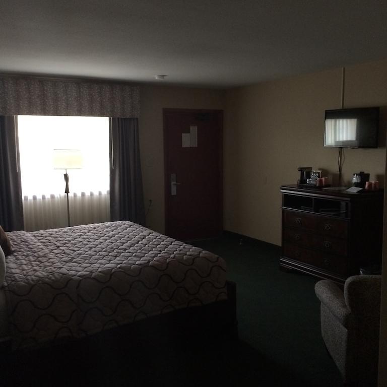 Pacer Inn & Suites Motel Delaware Habitación foto